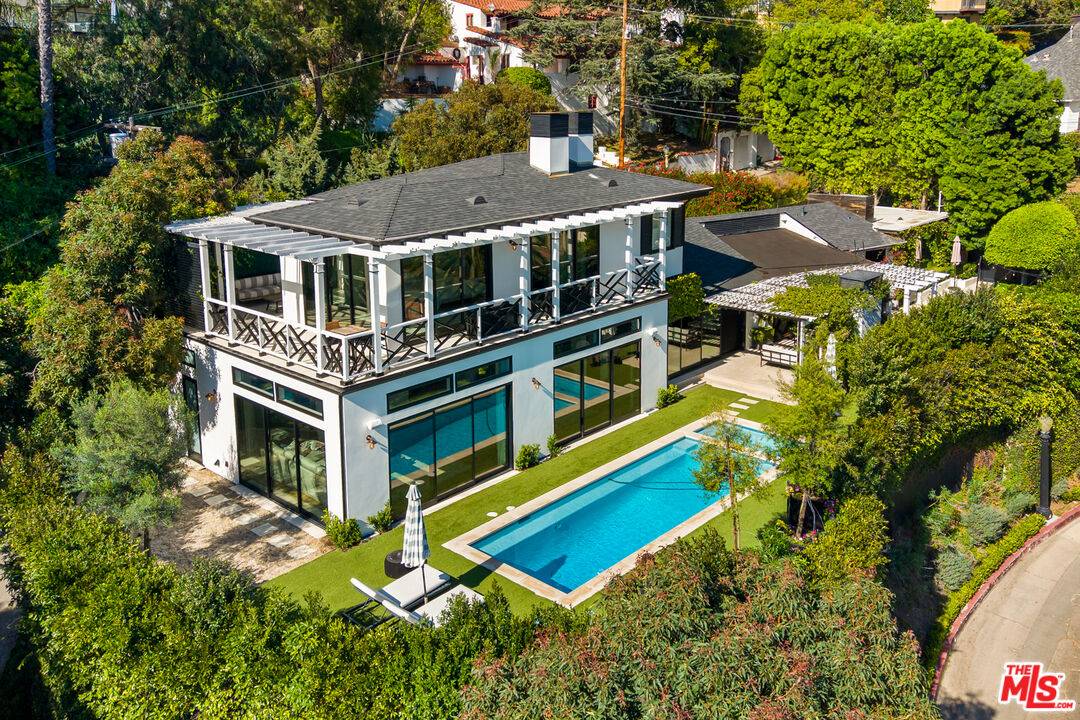 1640  N Kings Rd 3BR Sunset Strip La
