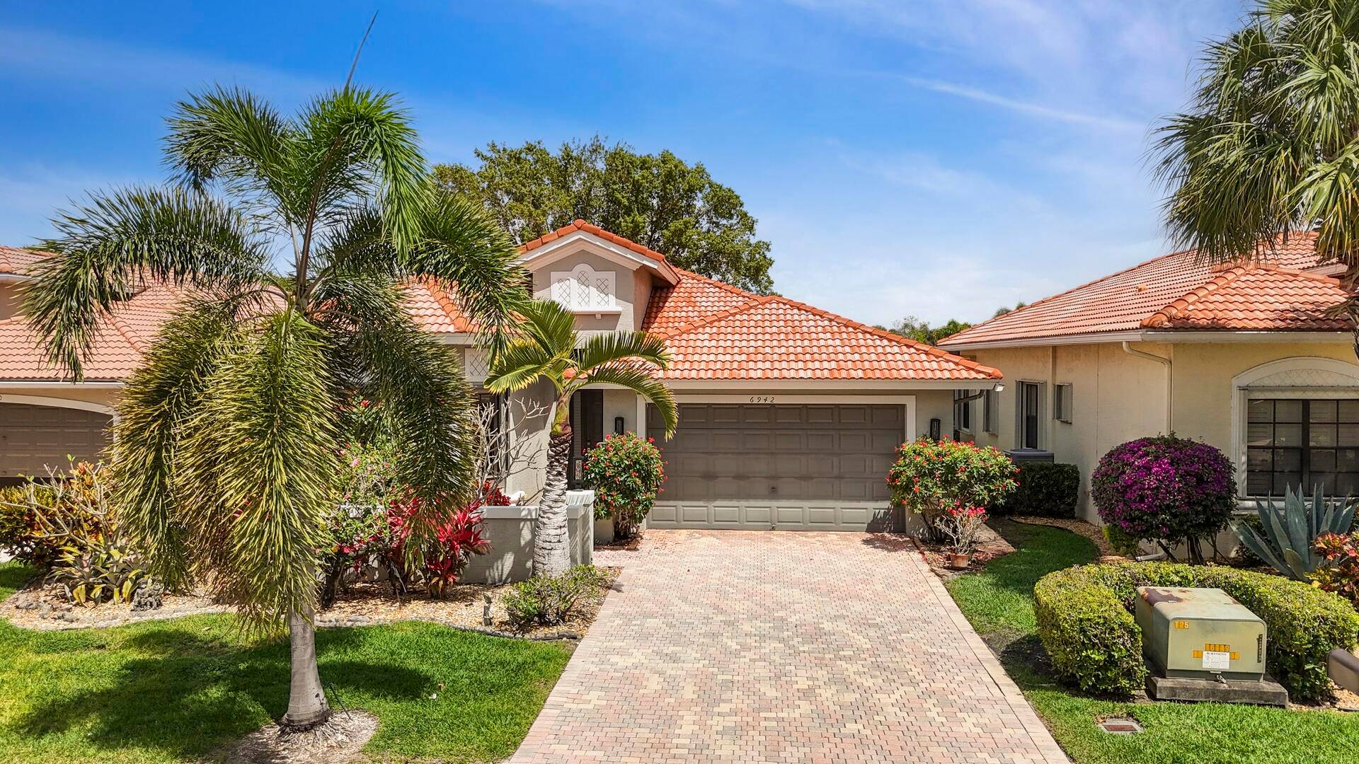 Welcome to this stunning 3 bedroom, 2.