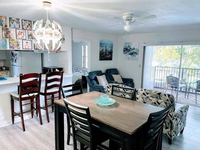 Welcome to beautiful condo in Origins of Welleby.