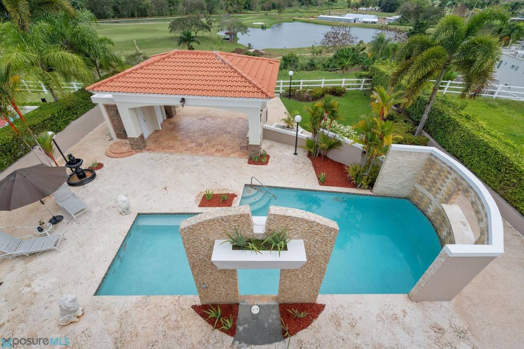 ALCAZAR House Caguas