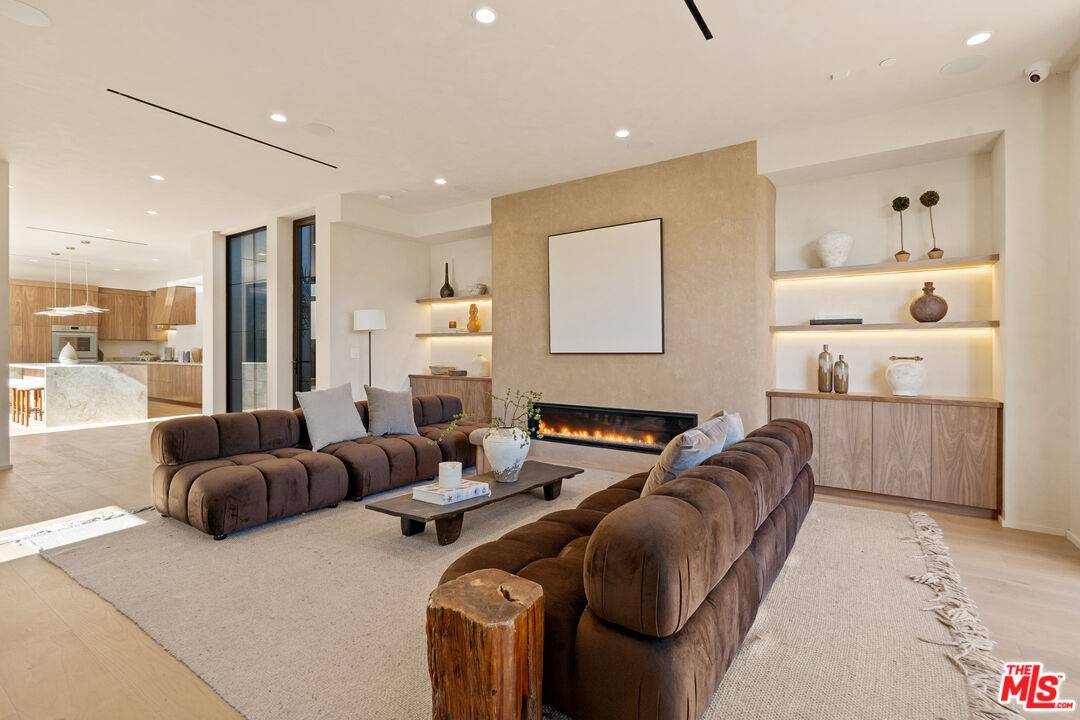 923 Milwood Ave 4BR Marina Del Rey La