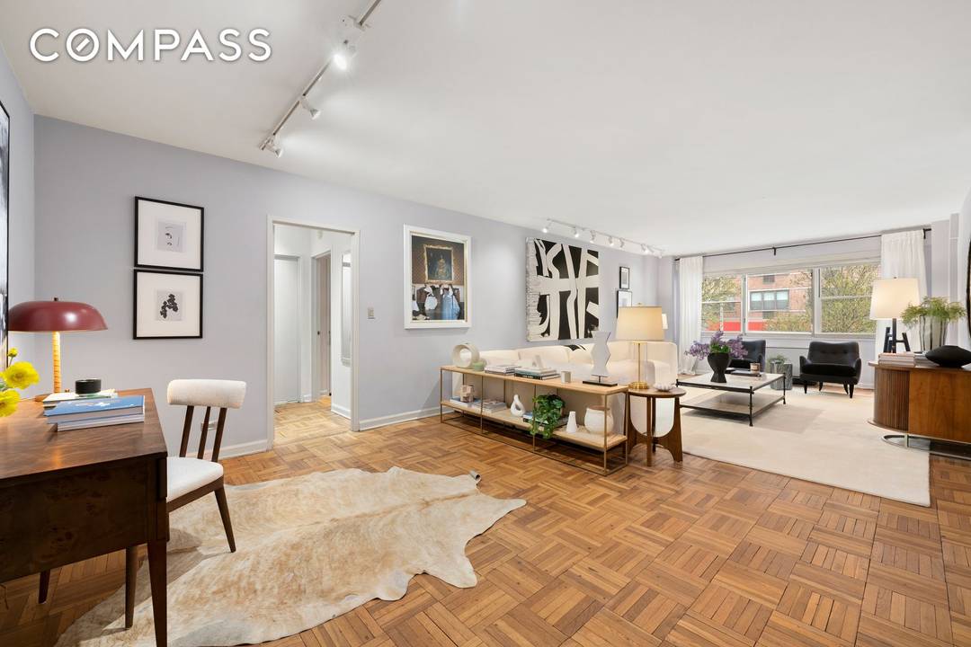 X large 1, 100 sq. ft. 1 Bedroom 1 Bathroom home located in the full service Greenwich Village co op, the Stewart House.
