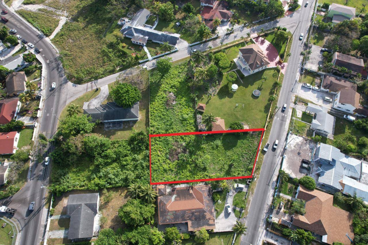 GLENISTON GARDENS SUBDIVI Land New-Providence
