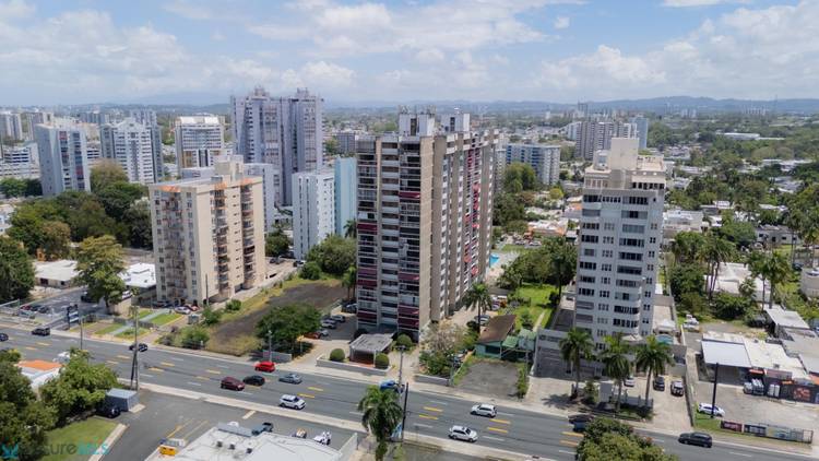 COND. VILLA CAPARRA EXECUTIVE APT 15-D, GUAYNABO PR 00966 Apartment Guaynabo