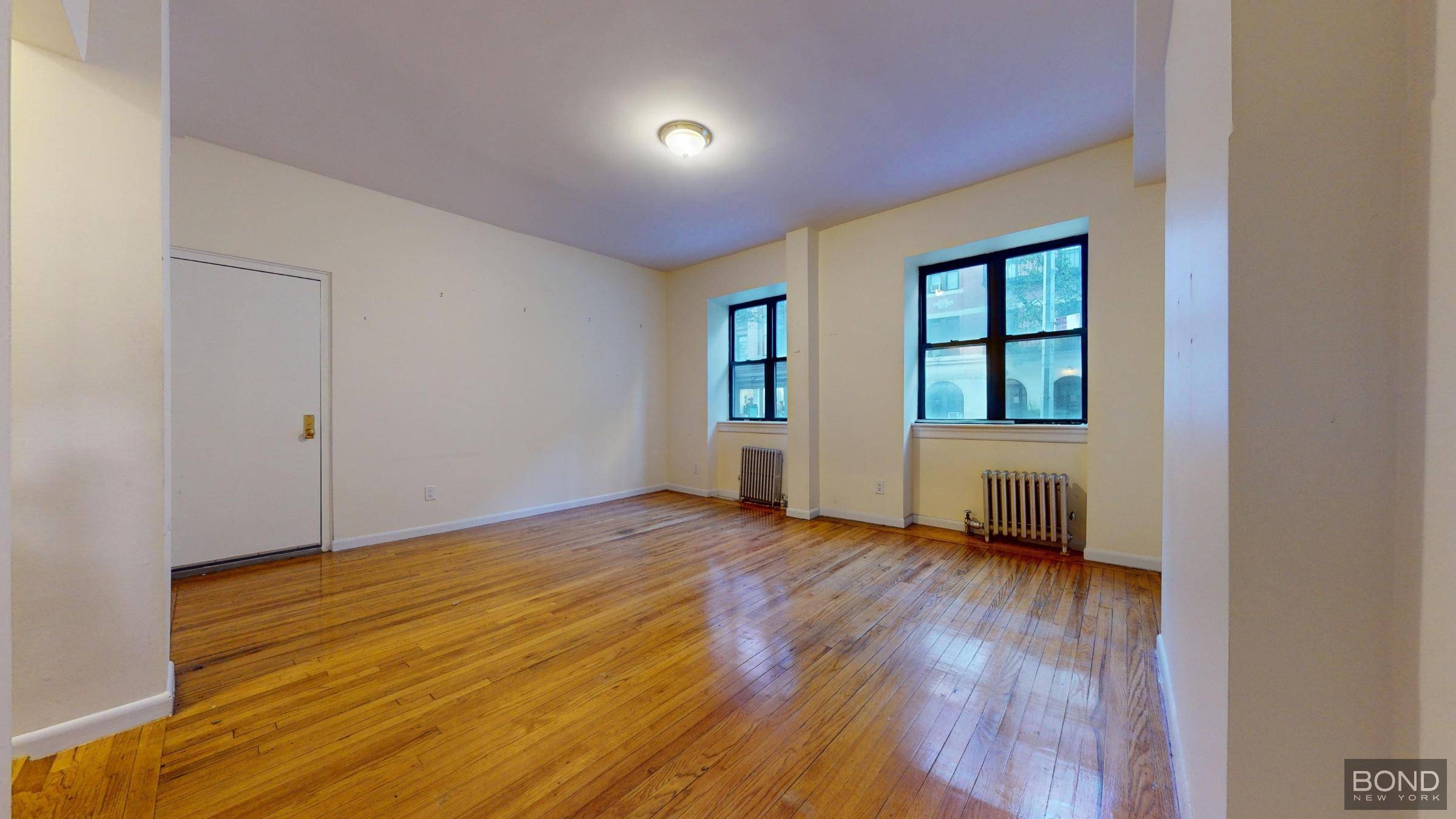 Beautiful 1 bedroom apartment in the heart of Upper West Side !