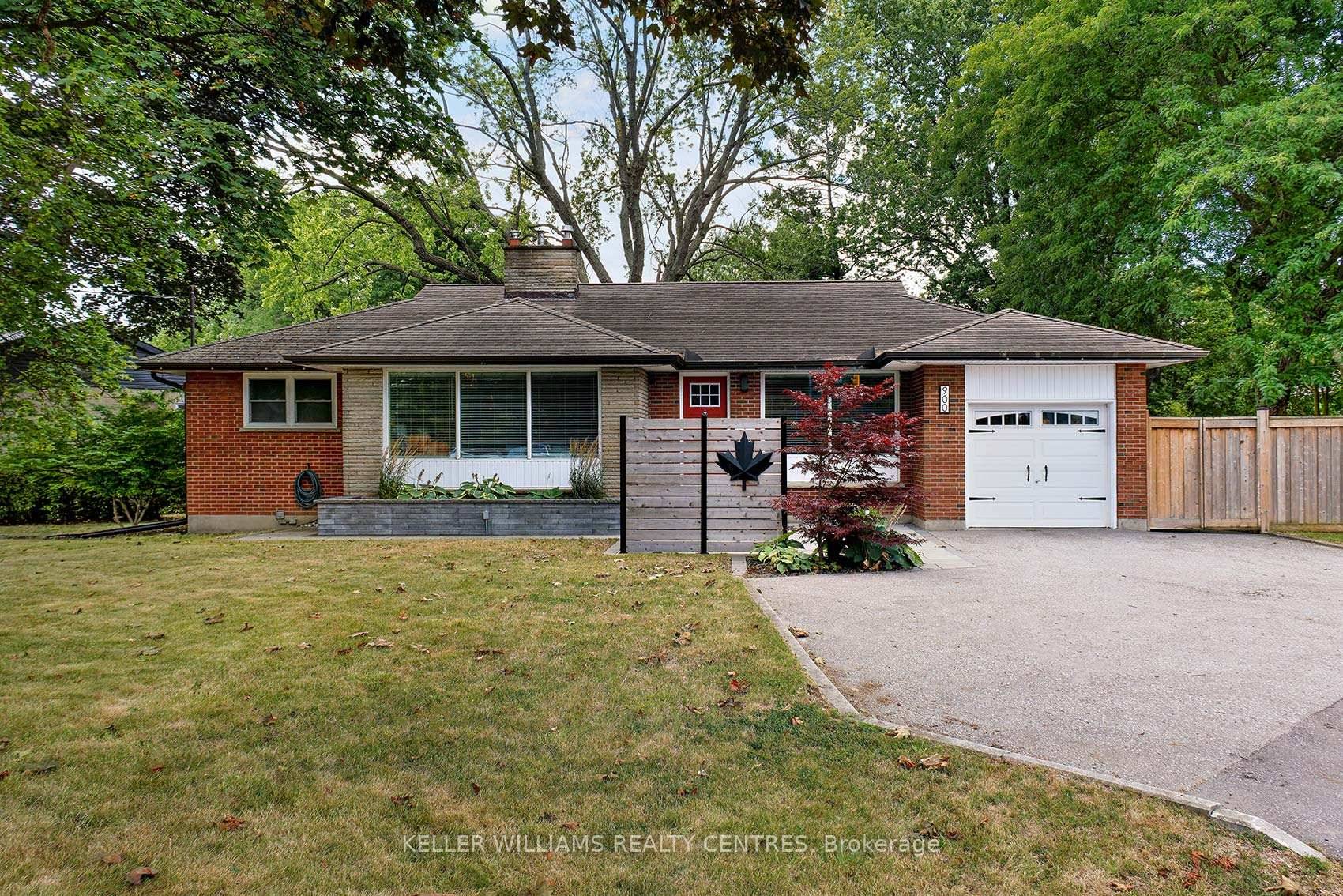 Just steps from the Whitby GO Station, this updated 3 1 bedroom bungalow sits on a rare 86 x 175 ft.