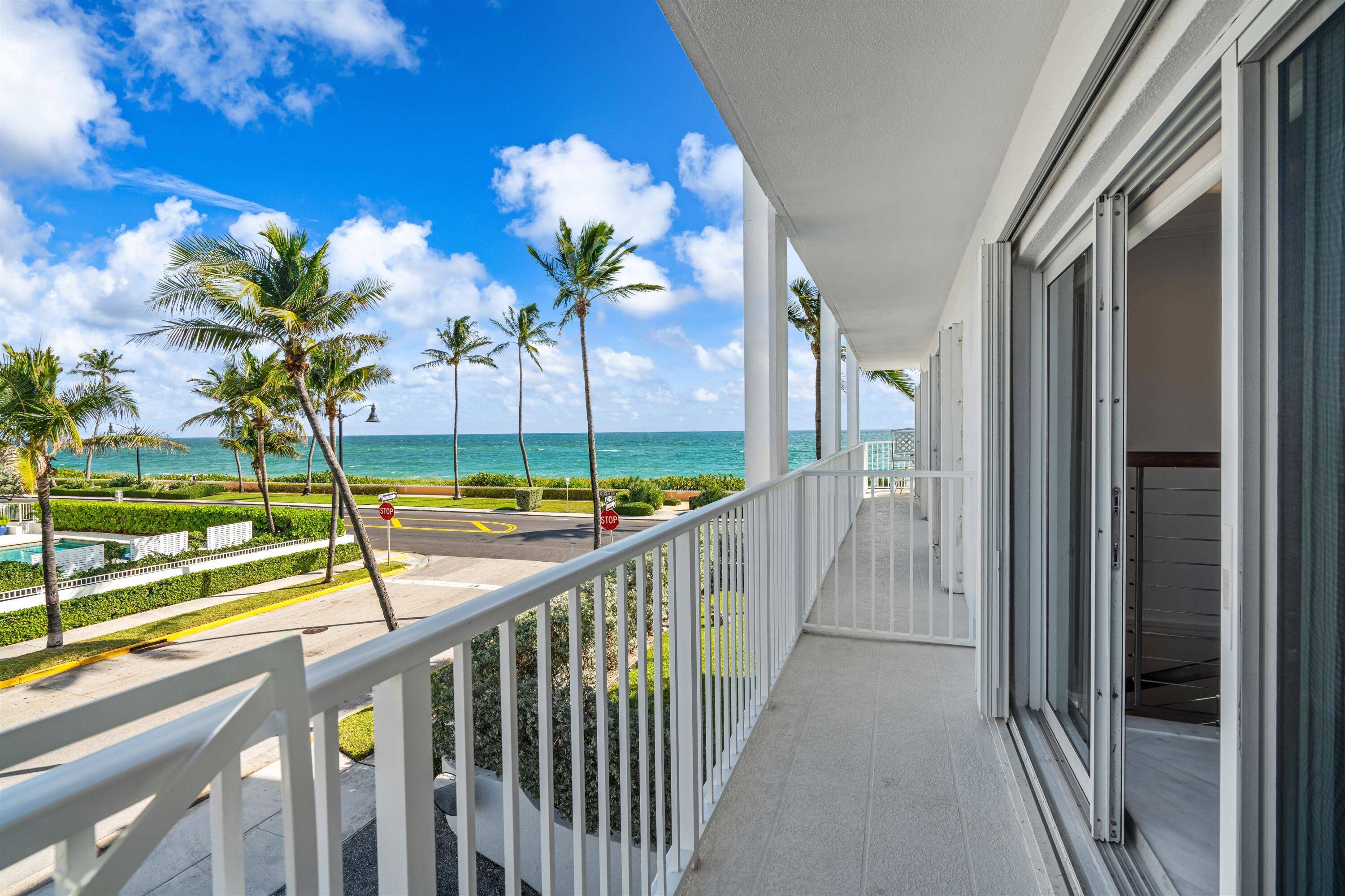 Prime Palm Beach Location !