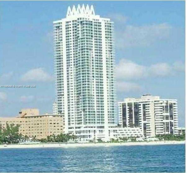 The Akoya is a beautiful building on Miami Beach offering one of the best lifestyles.