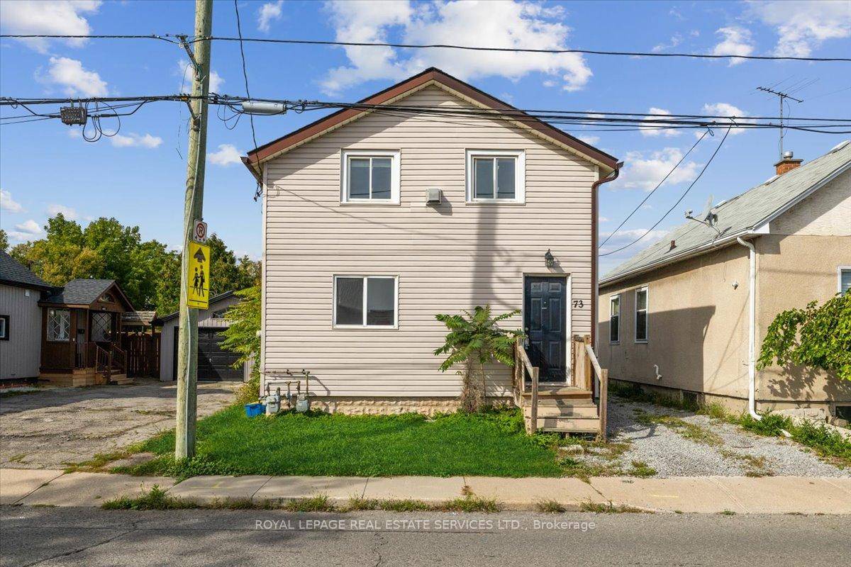 This duplex presents a fantastic opportunity for both investors and home buyers.