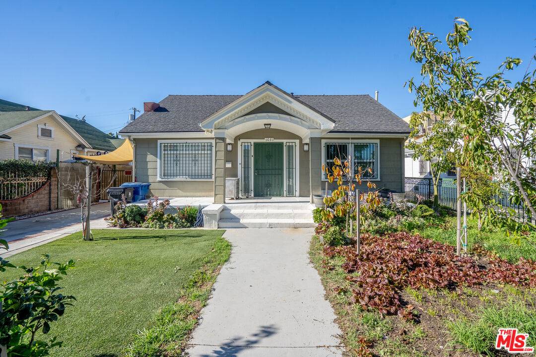 1051   5th Ave 3BR La