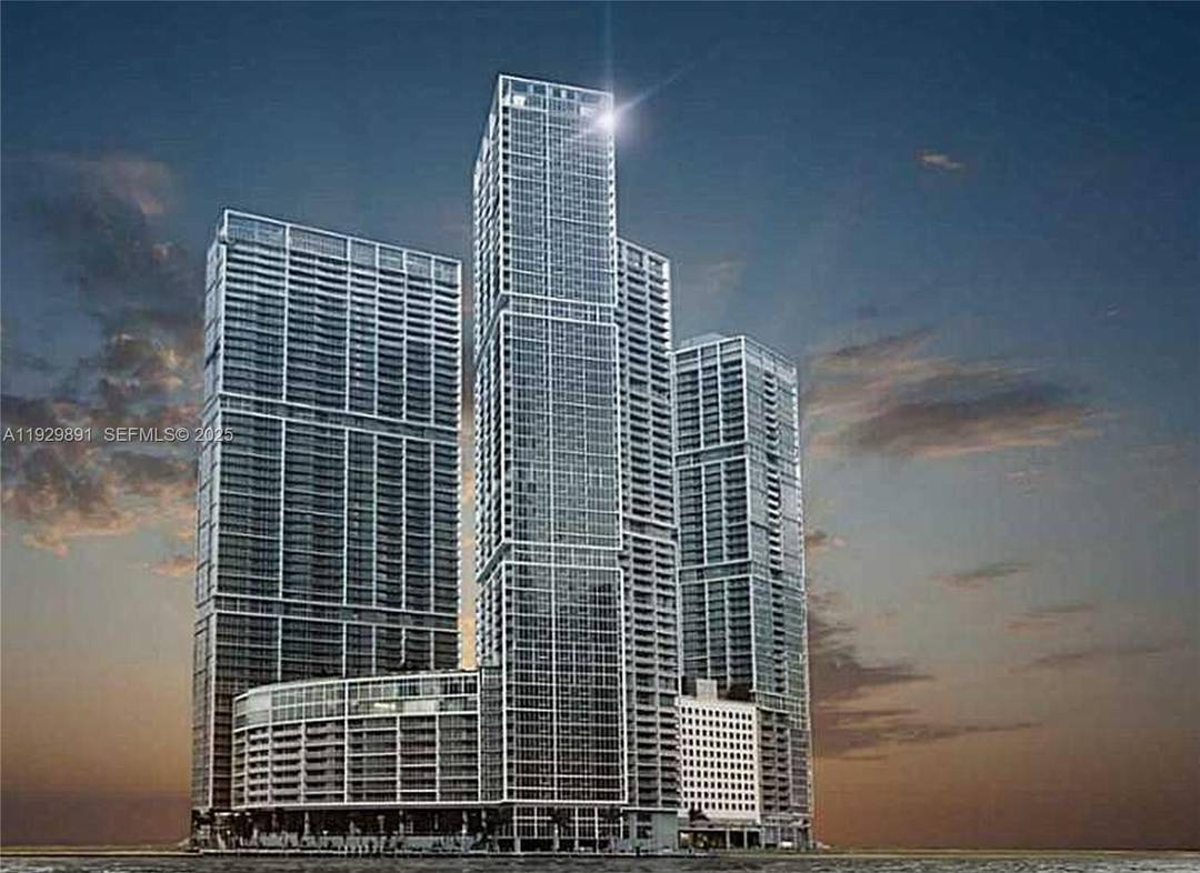 Experience elevated Miami living in this stunning 2 bedroom, 2 bathroom residence at Icon Brickell, offering breathtaking panoramic views of Biscayne Bay and the city skyline.