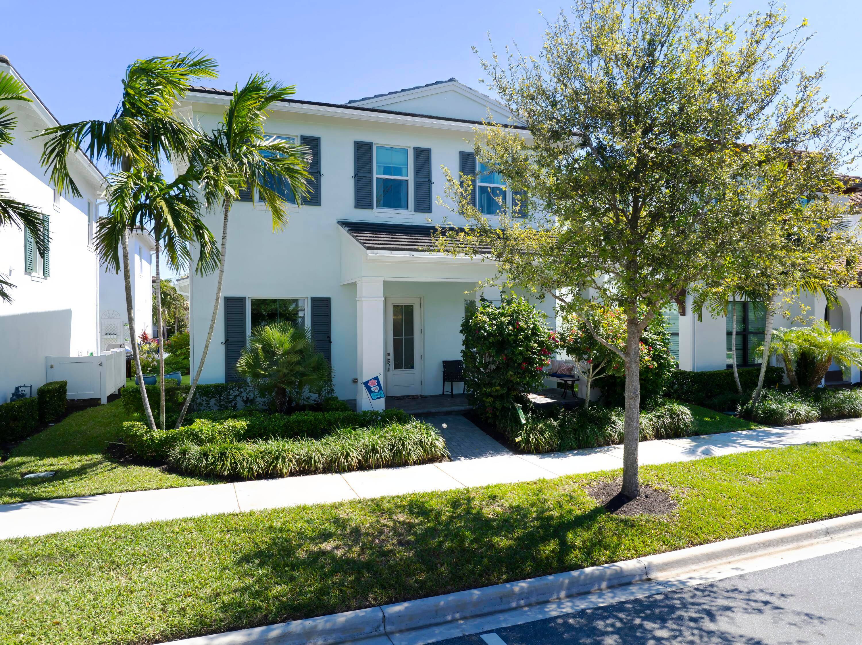Welcome to your DREAM HOME !
