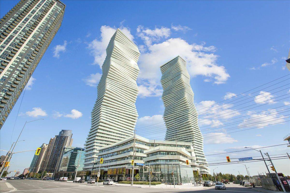 Welcome to your breathtaking urban retreat !