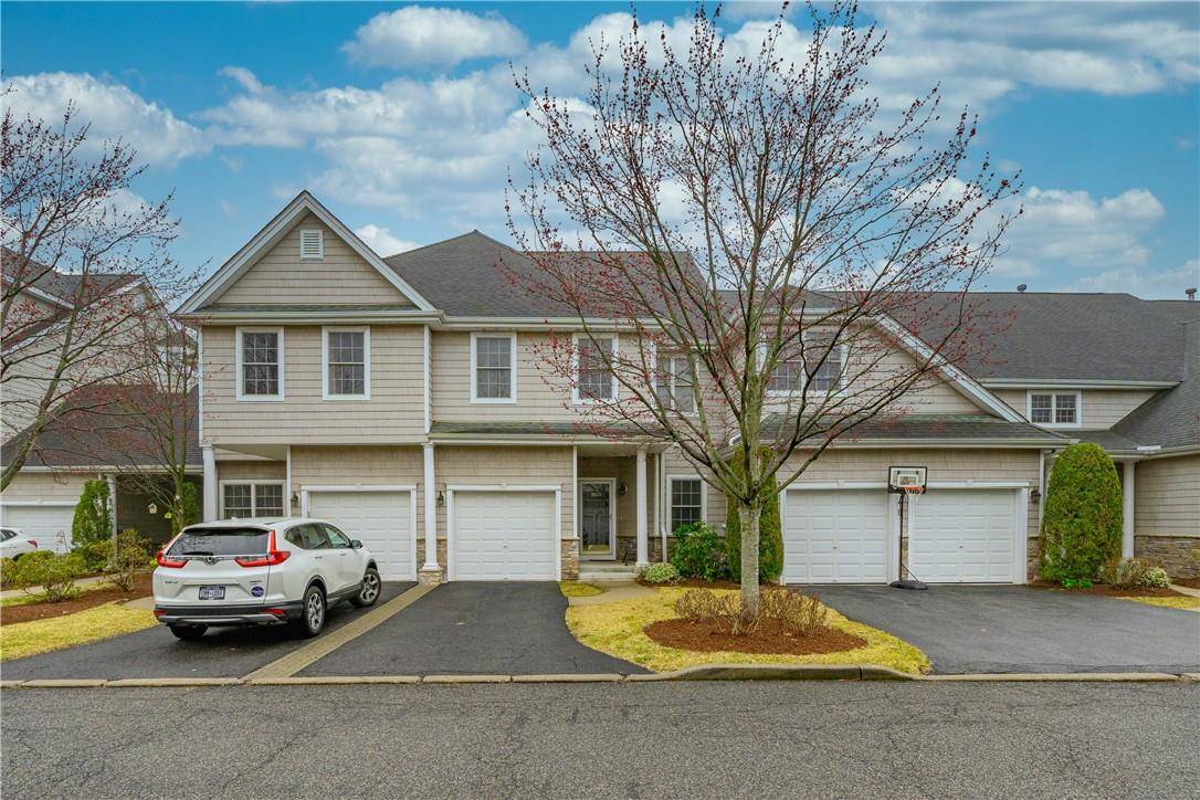 Move right in to this freshly painted, tri level 3 bedroom townhome in sought after Discovery Cove at Half Moon Bay's premier riverfront gated community.