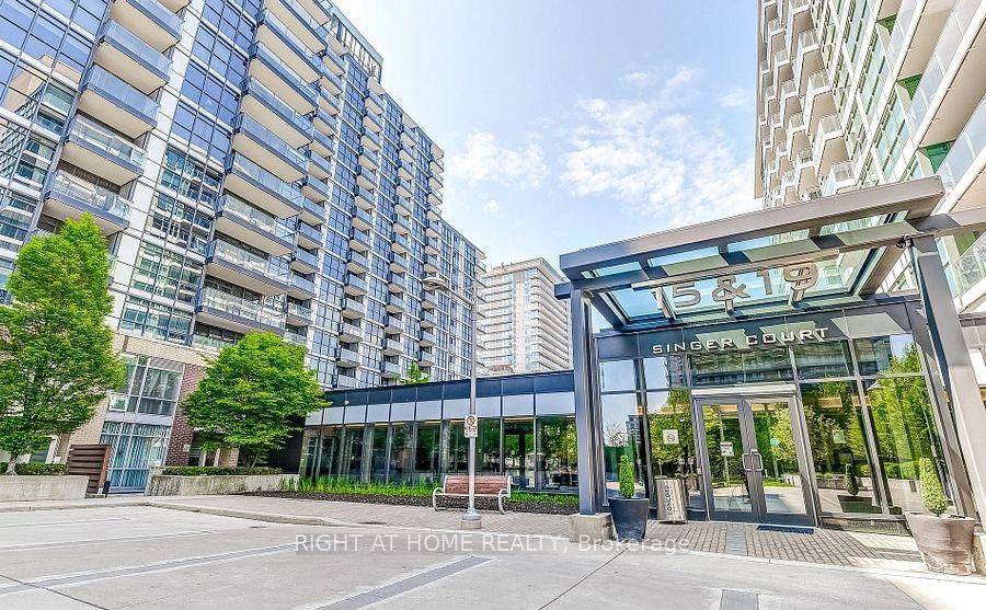 Welcome to this modern and spacious 1 bedroom large den condo.