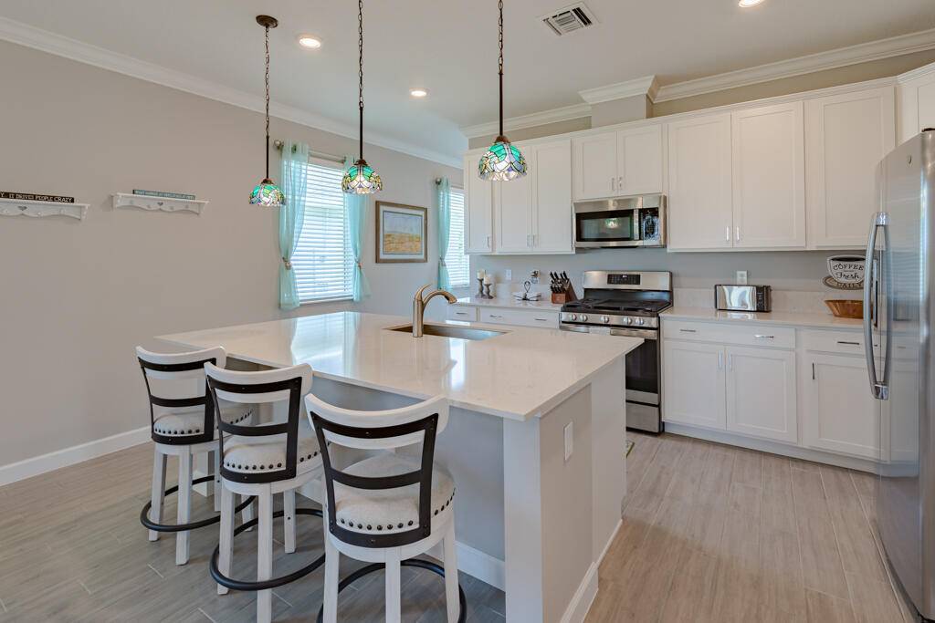 Vibrant 55 Community ! MOVE IN READY !