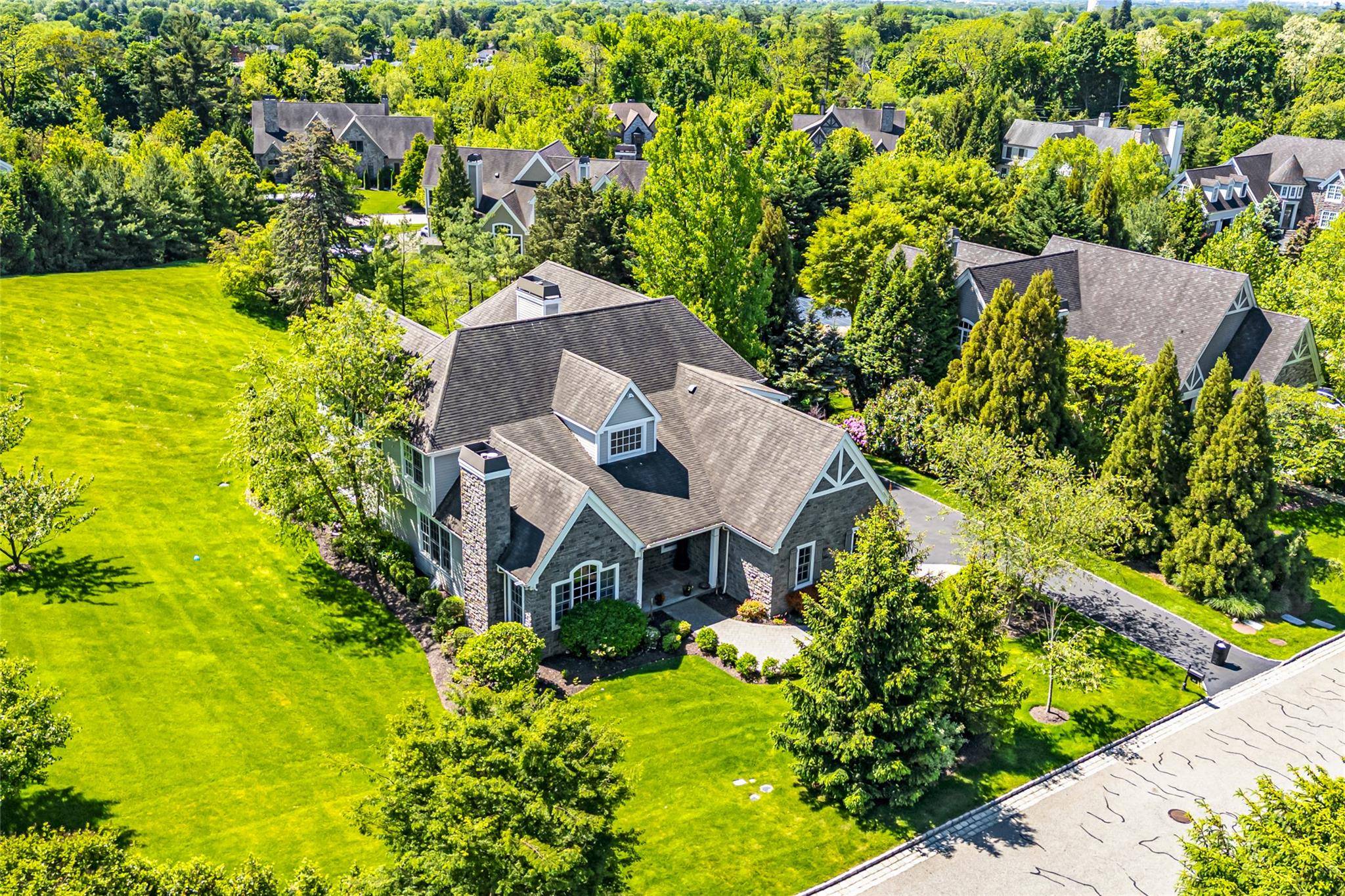 55 Westgate Road is an abundance of luxuries located at an European influenced gated community, Stone Hills at Muttontown consisting of 80 magnificent estate homes placed among 148 acres of ...