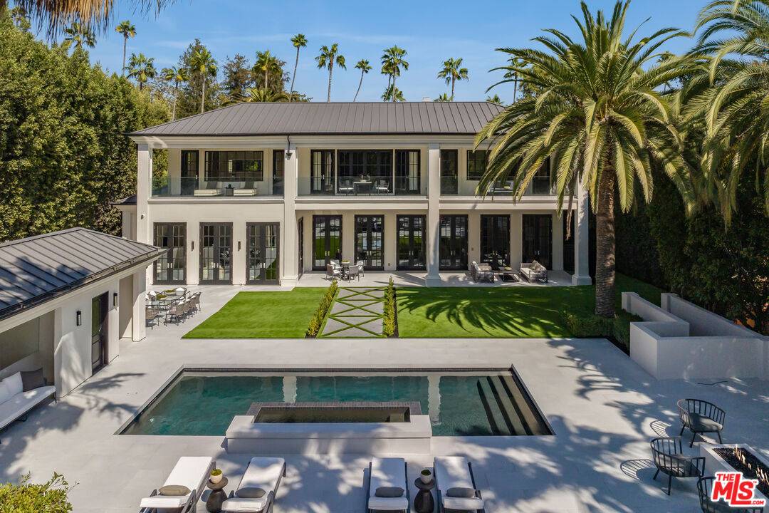 917 N Crescent Dr 6BR Beverly Hills Post Office | B.H.P.O. La