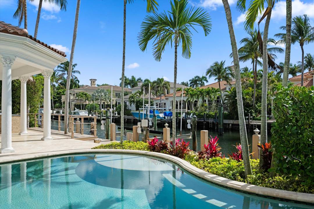 Welcome to Harbour Isles, an exclusive gated waterfront community with fewer than 100 homes and a manned gate for the ultimate in privacy and security.