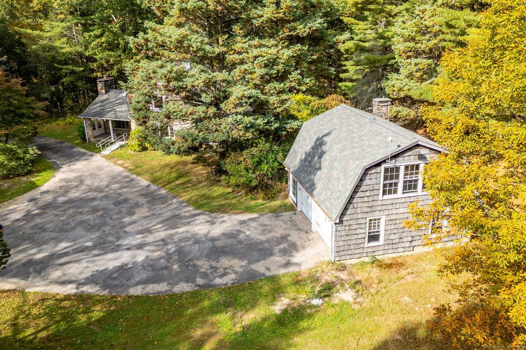 Step into your very own secret garden on this 36 acre treasure hidden away in a peaceful forest.