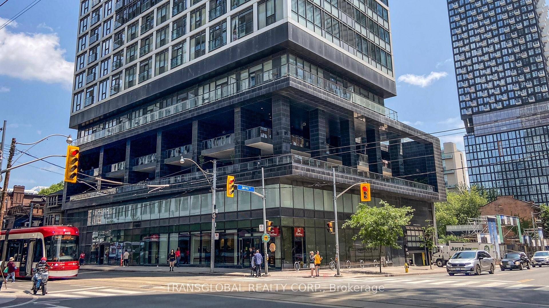 Welcome to Grid Condos luxurious urban living in the heart of downtown Toronto !