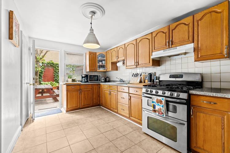 Welcome to 150 Powers Street, a charming 1910 private townhouse located on one of Williamsburg's most picturesque tree lined blocks.