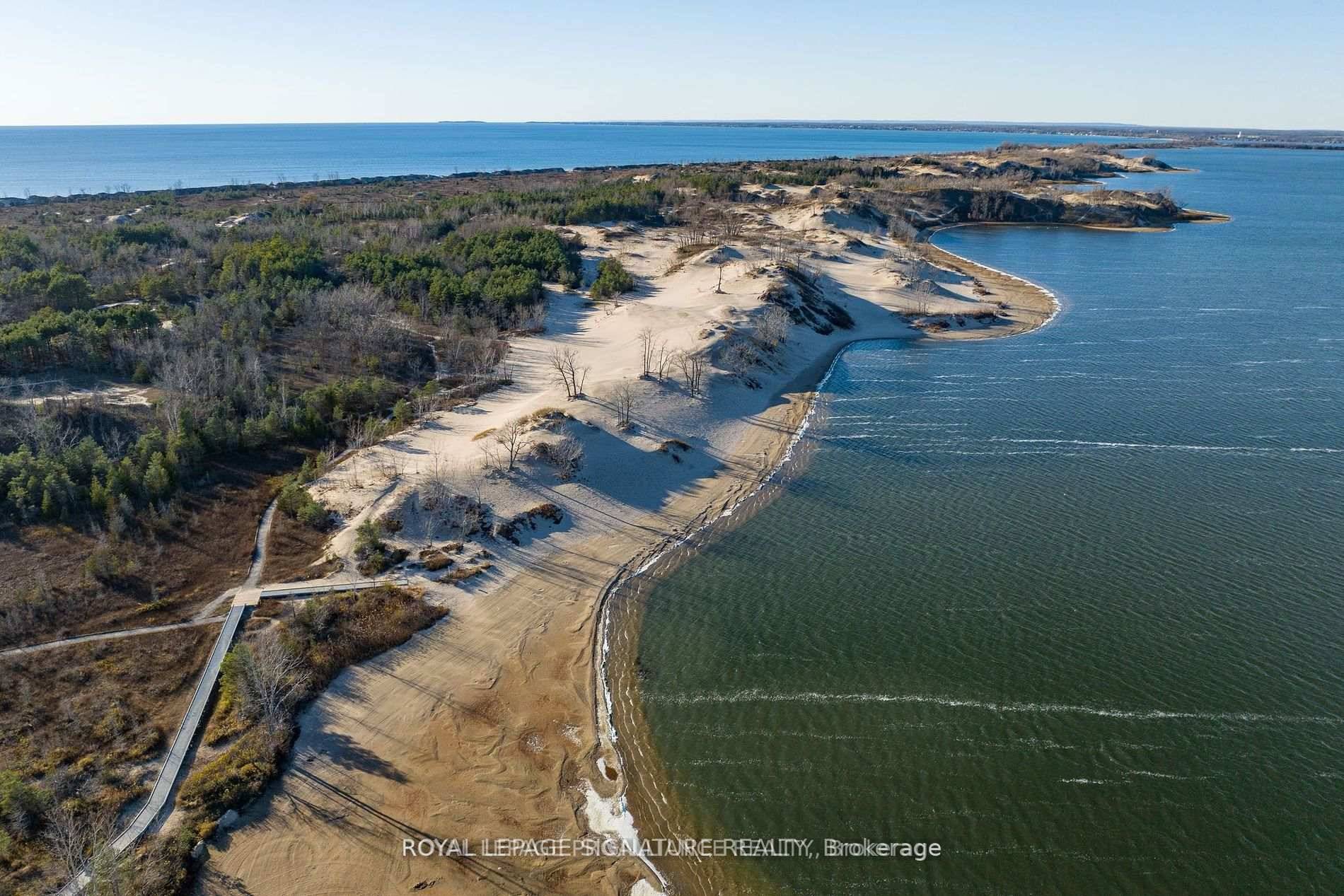 Here is your chance to enjoy one of the premier areas of Prince Edward County on West Lake !