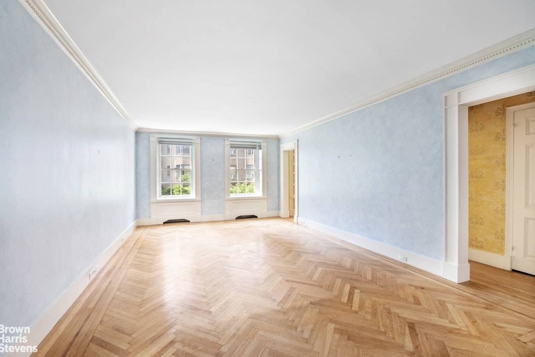 Designed by renowned architect Rosario Candela, 14 Sutton Place South is a distinctive prewar building offering white glove service to its tenant shareholders.