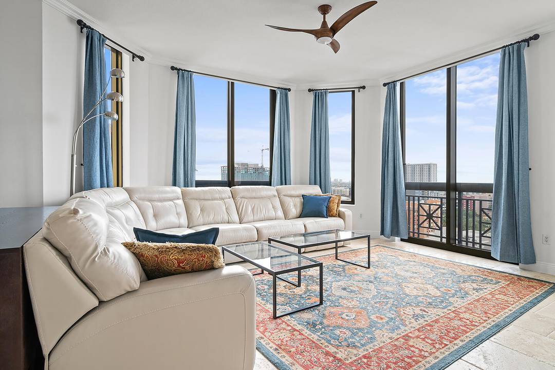 This 2 2 den condo is an incredible furnished rental in the luxury high rise of Two City Plaza !