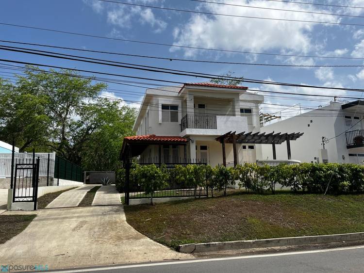POBLADO DE BOQUERON House Cabo-Rojo