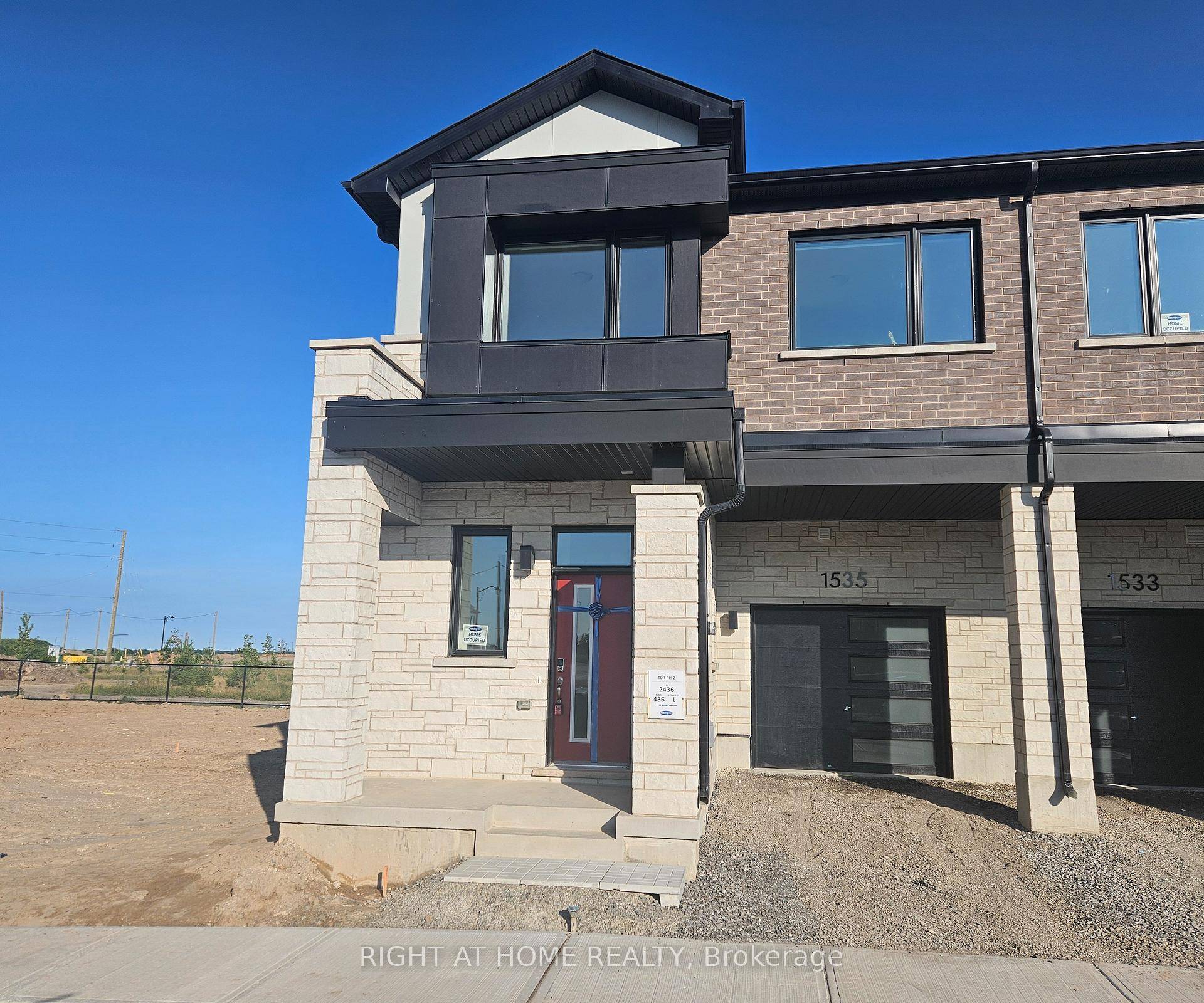 New Never Lived In End Unit Mint 4 Bedrooms Townhouse like a Semi Detached with Lots of Natural Light Available No Homes in the Back.