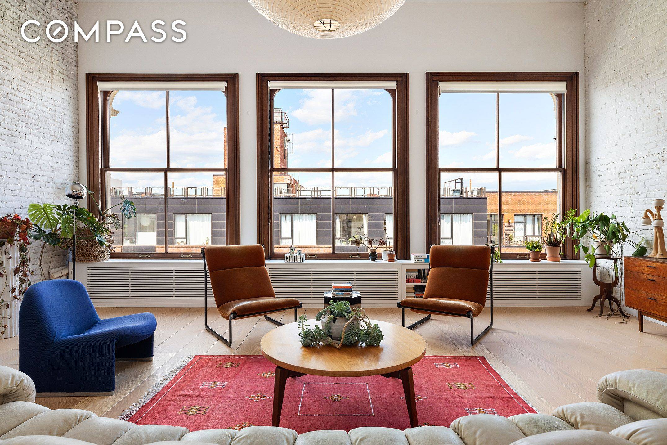 HISTORIC 3 BED 2 BATH CAST IRON WILLIAMSBURG LOFT WITH 13.