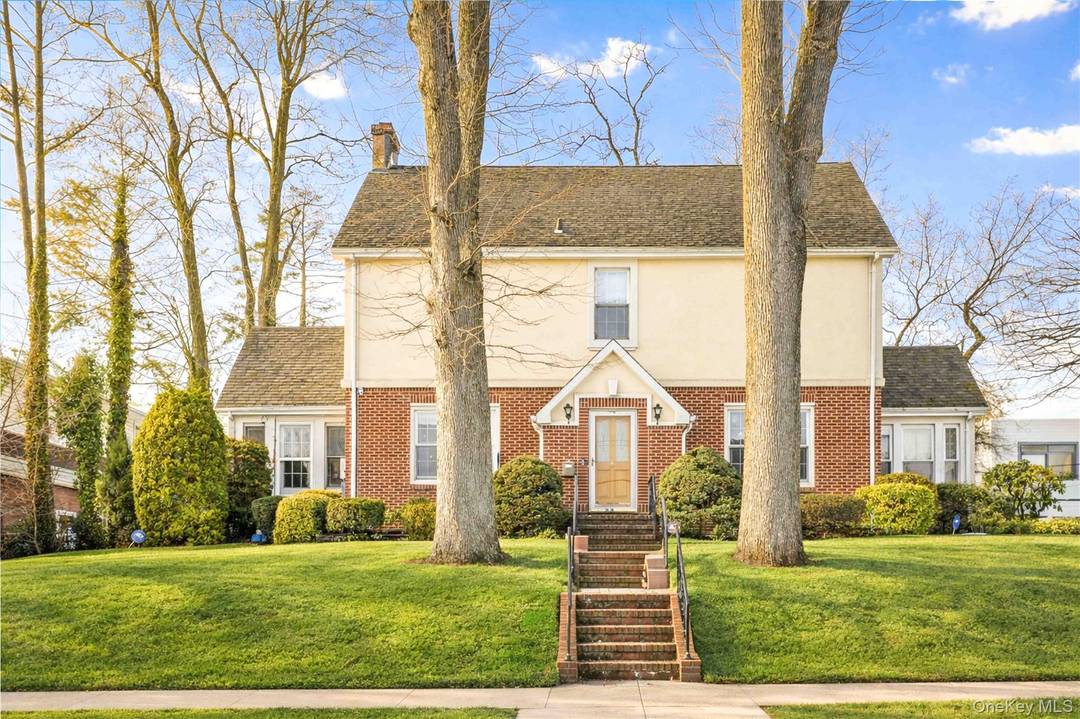 Located in a prime North Flushing neighborhood, this stately one family detached home at 33 26 162nd Street presents a rare opportunity for those seeking grand scale and unlimited potential.