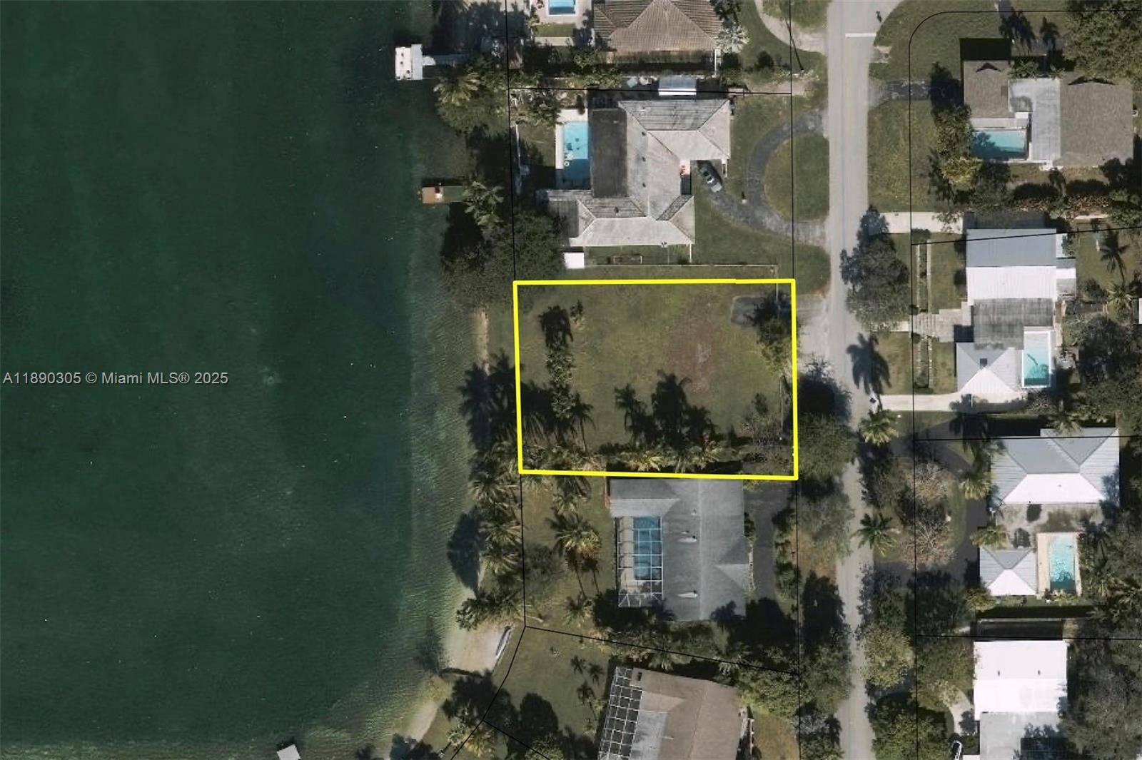 Prime Residential Lot for Sale Miami Dade County A rare opportunity to own a 15, 000 sq.