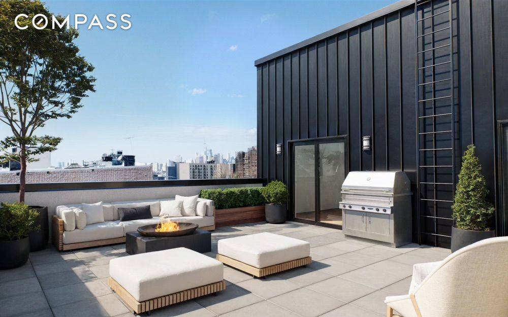 Welcome to 74 Carroll St, a stunning brand new construction thoughtfully integrated within a classic 1900 townhouse, located in the heart of vibrant Brooklyn, NY.