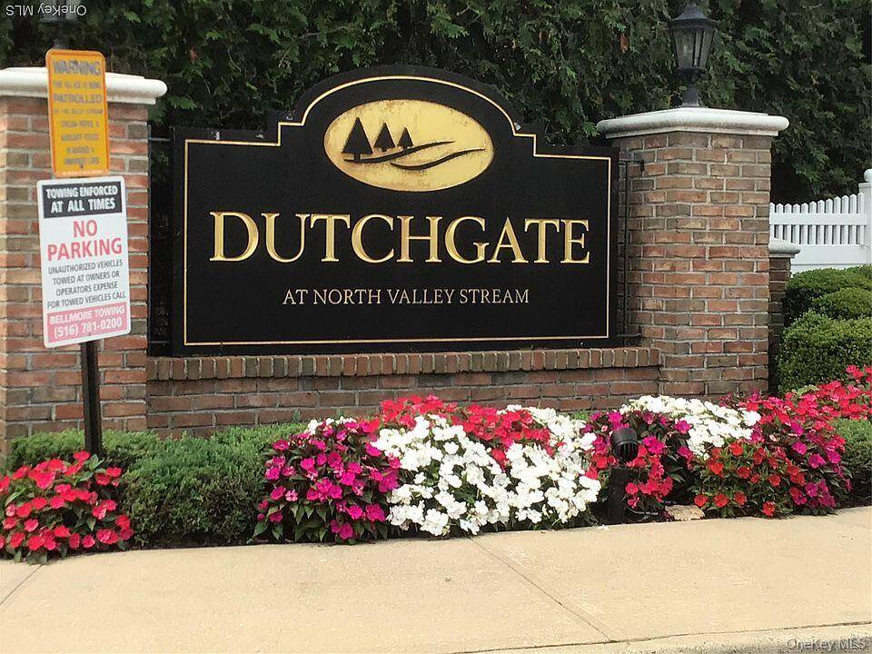 this is a First floor featuring 2 big bedrooms with huge closets for storage, a nice big living room and a dining room, and a huge efficiency kitchen for preparing ...