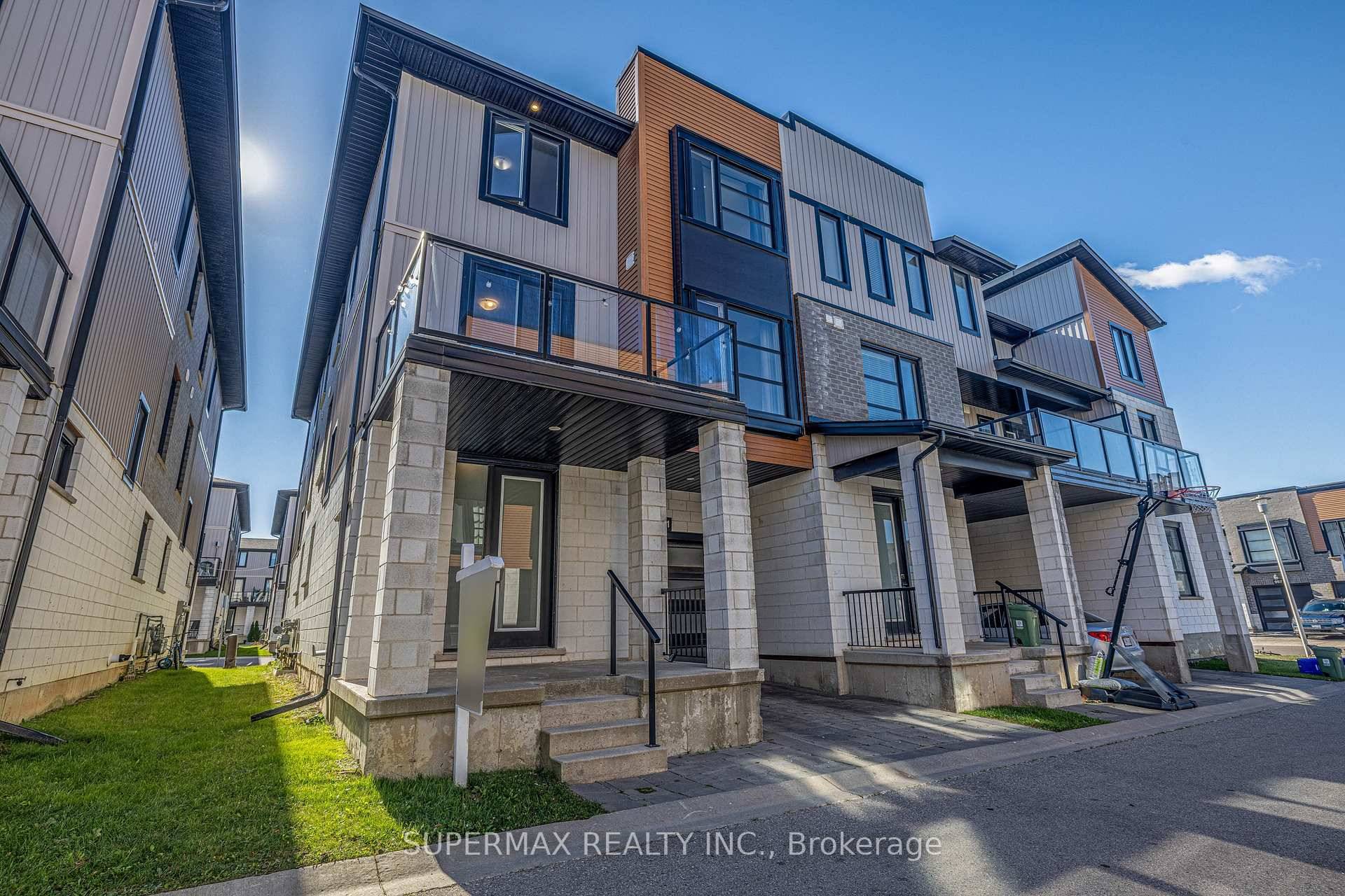 Welcome To Tribeca One Of London's Rapidly Growing, Contemporary Townhouse Communities In Hyde Park Area !