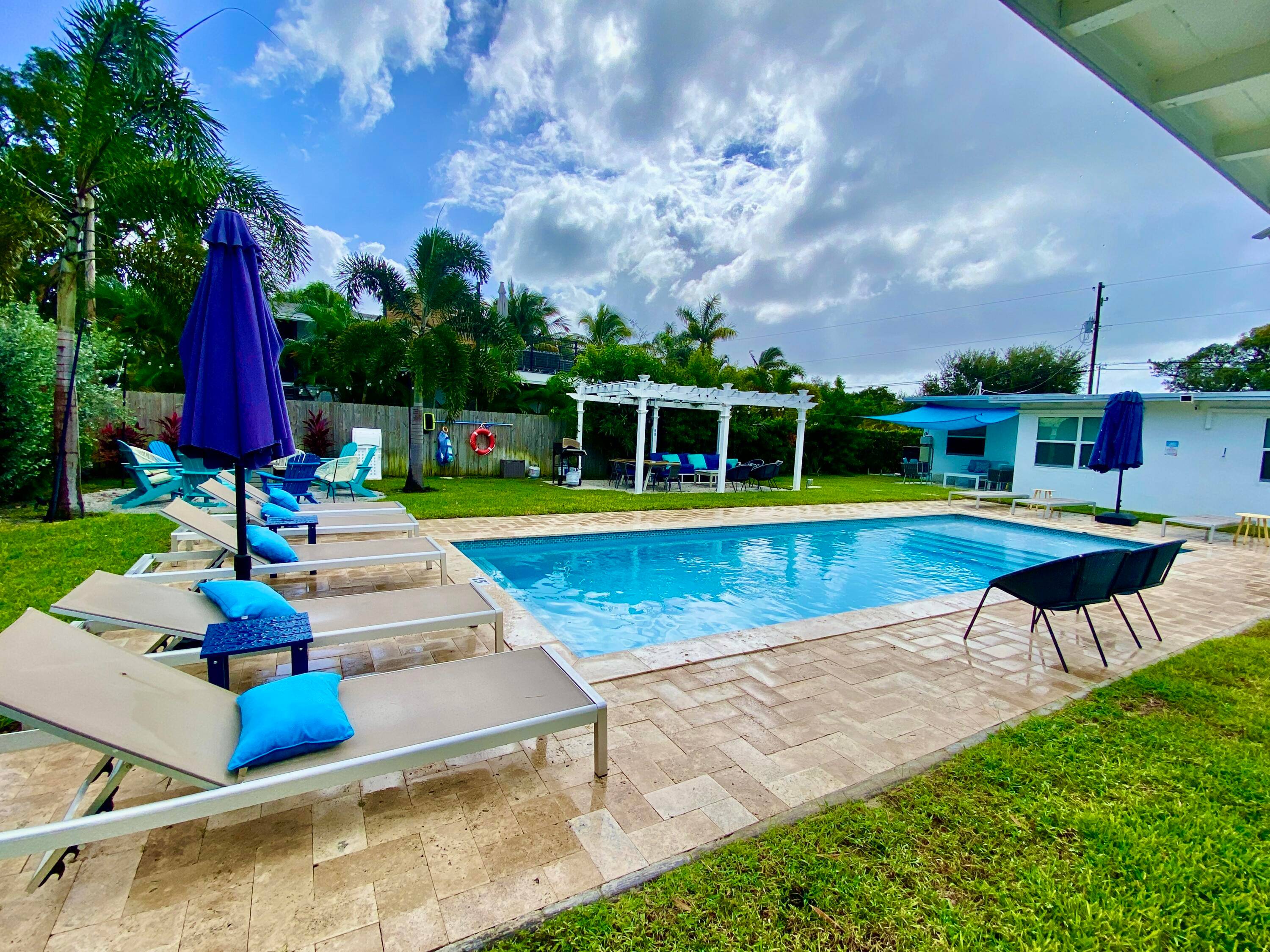 Do not miss this opportunity to own this 4 unit income producing vacation rental in Osceola Park, 3 blocks from Johhny Brown's.