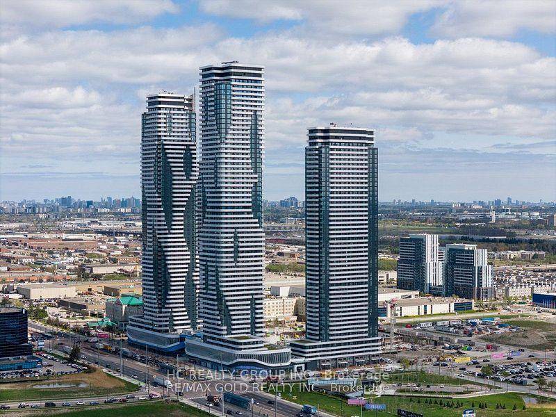 Brand new Luxury 1 Bedroom Den, 2 Full Bathroom at Festival Condos !