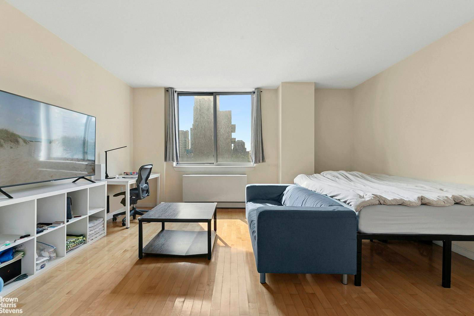 Hotel esque Studio in Luxury Building Available July 7 No Pets The Sycamore Condominium mirrors hotel living with no wasted square footage in this loft like studio featuring lofty ceilings ...