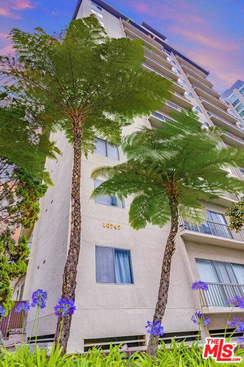 10747 Wilshire Blvd 2BR Westwood La