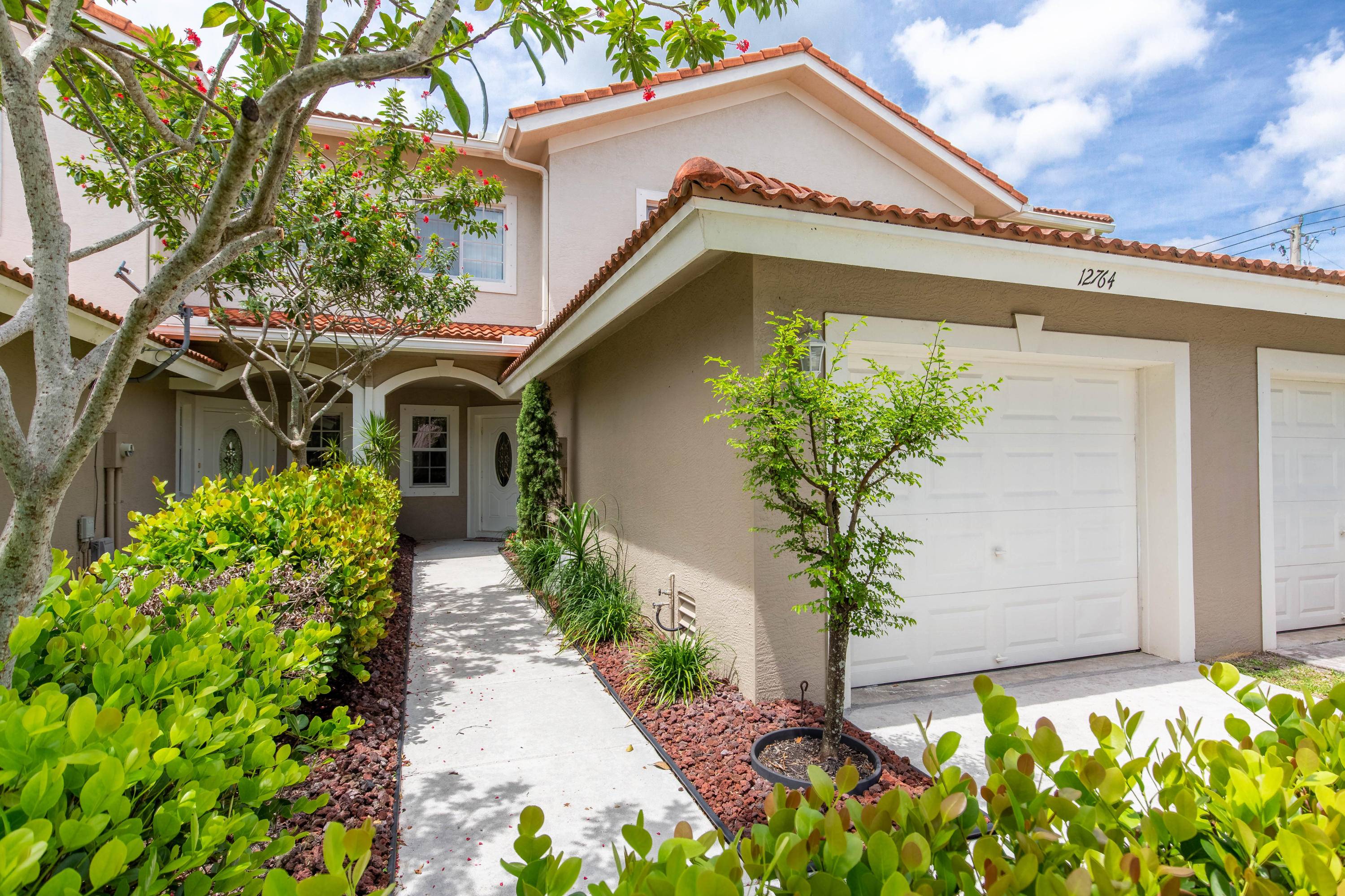 Available November 1, 2025, this FURNISHED turnkey property is available for Season at 4, 800 mth or Annually at 3, 200 mth.