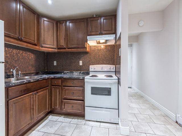 Welcome to 272 Parliament St a charming and beautifully situated home at the heart of the city.