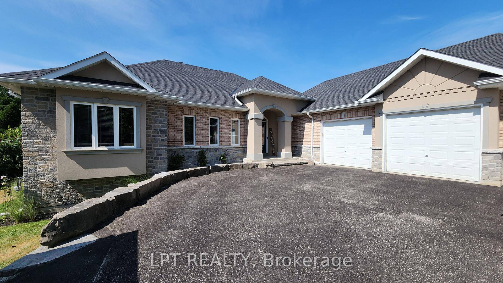 If Youve Been Searching For A Home That Offers Room To Breathe, Space To Gather, And That Just Feels Right Kind Of Vibe This Snow Valley Bungalow Might Be The ...