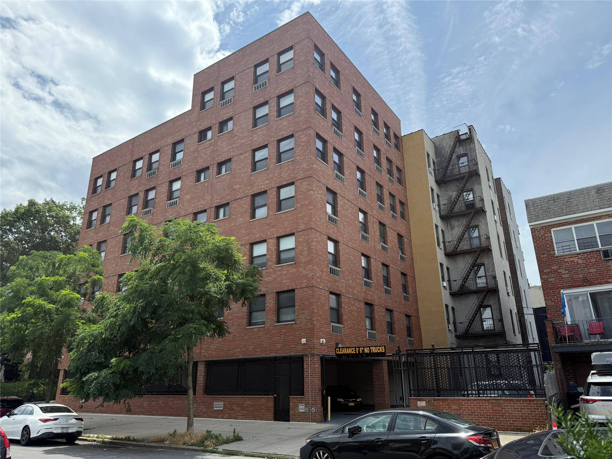 Welcome to this beautiful new 7 story luxury elevator building located in the highly desirable Middletown Pelham Bay neighborhood.