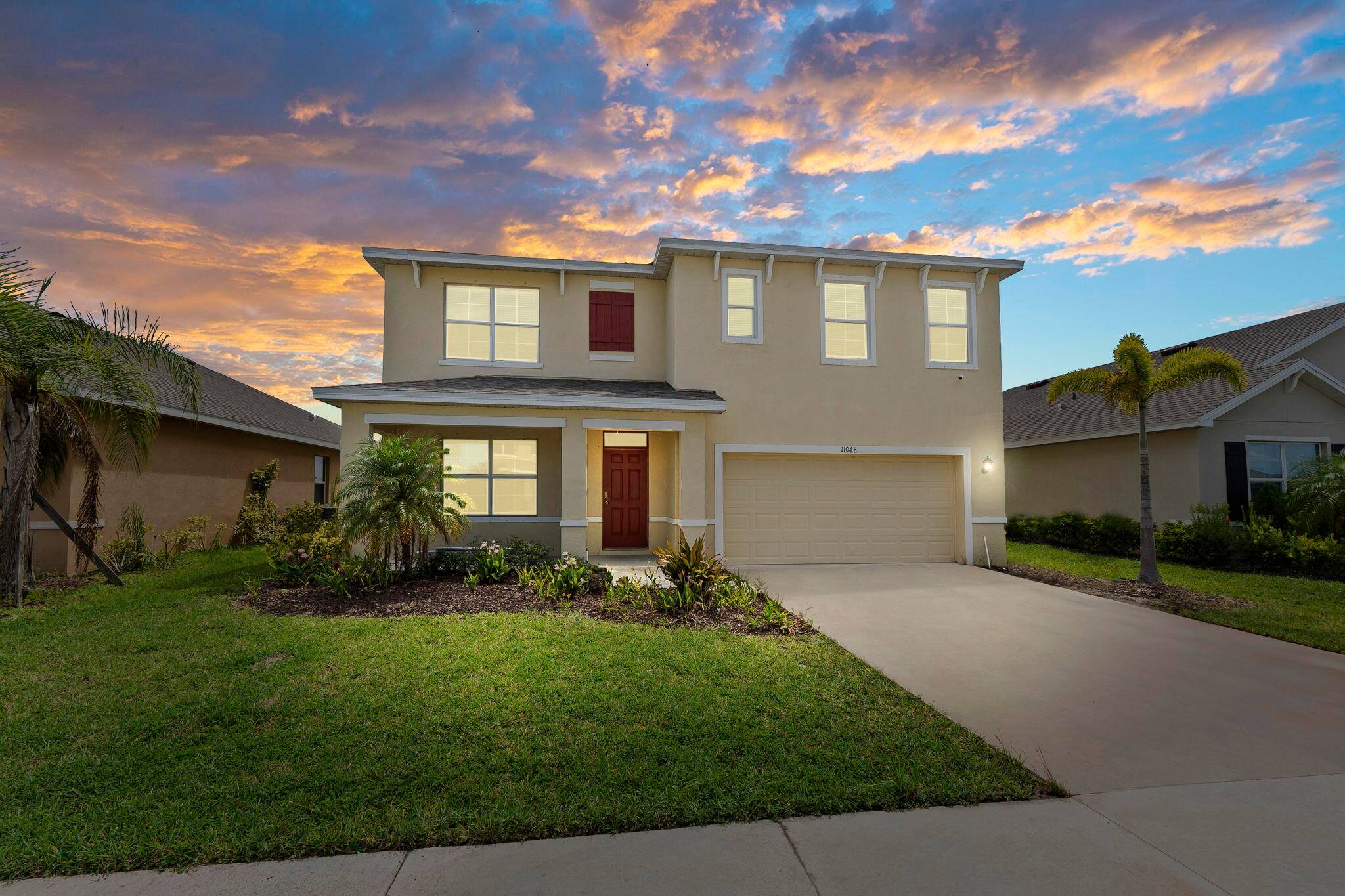 Welcome to your dream home in the sought after Crosstown Commons community, a subdivision of PGA Verano !