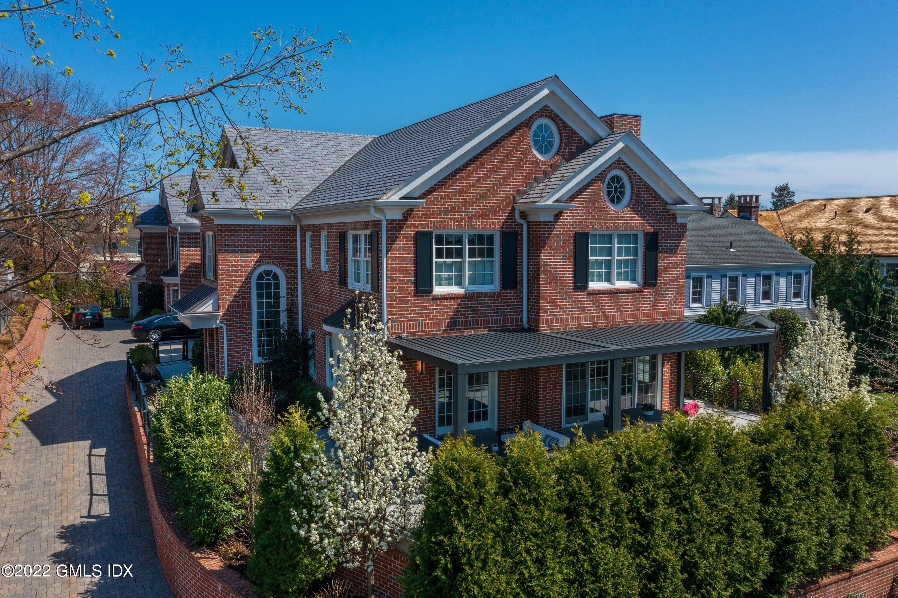 Spectacular 2017 custom construction in downtown Greenwich.