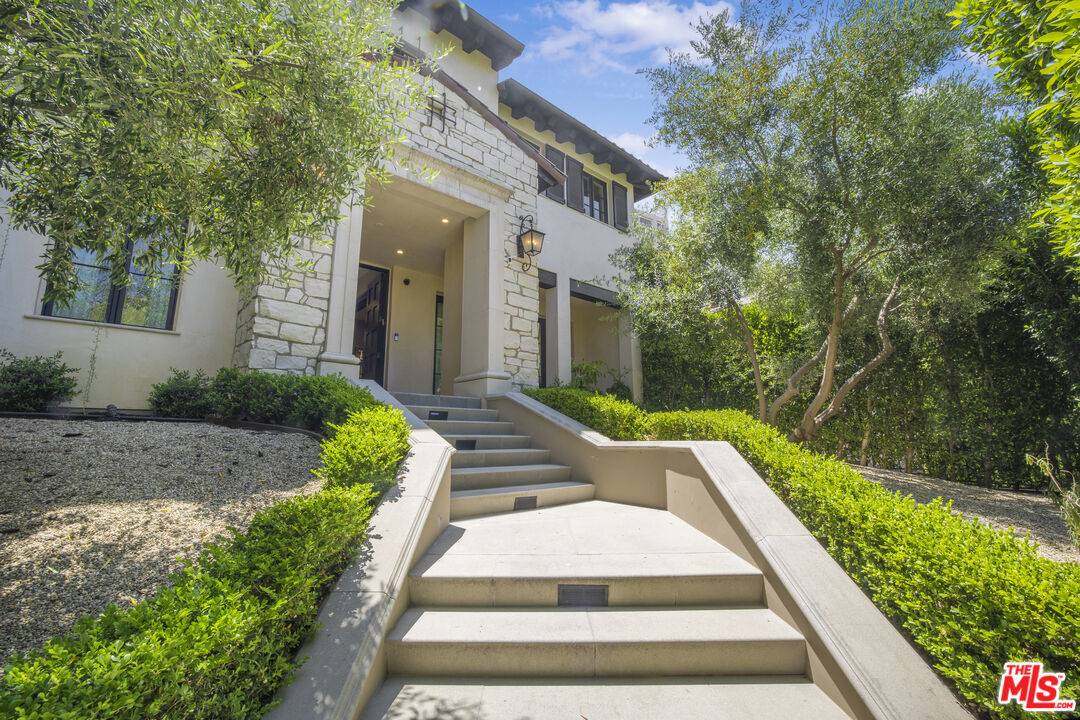 439 S Spalding Dr. 6BR Beverly Hills La