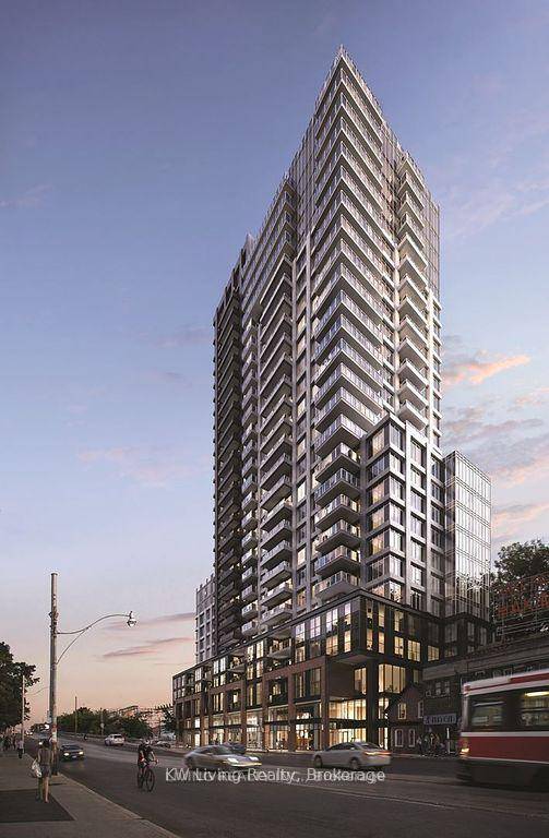 Gorgeous 1 Bedroom Den with 2 Full Bathrooms Unit in a PRIME Location.