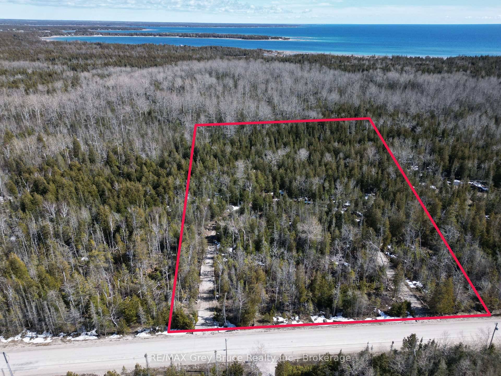 Nice 2. 8 acre building lot close to amenities in the village of Tobermory.